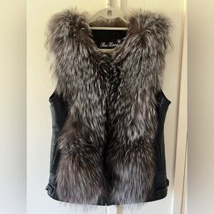 Leather jacket with REAL fur